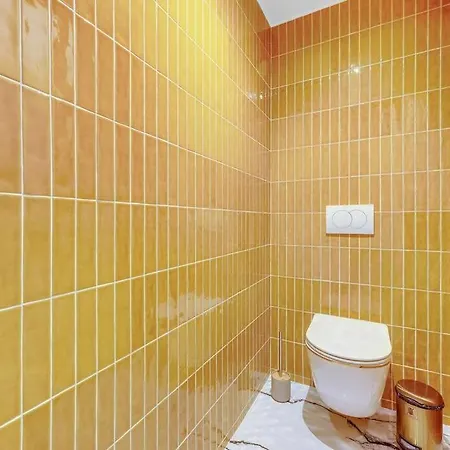 Apartment Splendide A Avenue Achille Peretti Ii